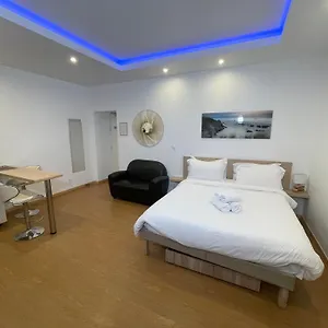 Akantha , Nizza Frankreich